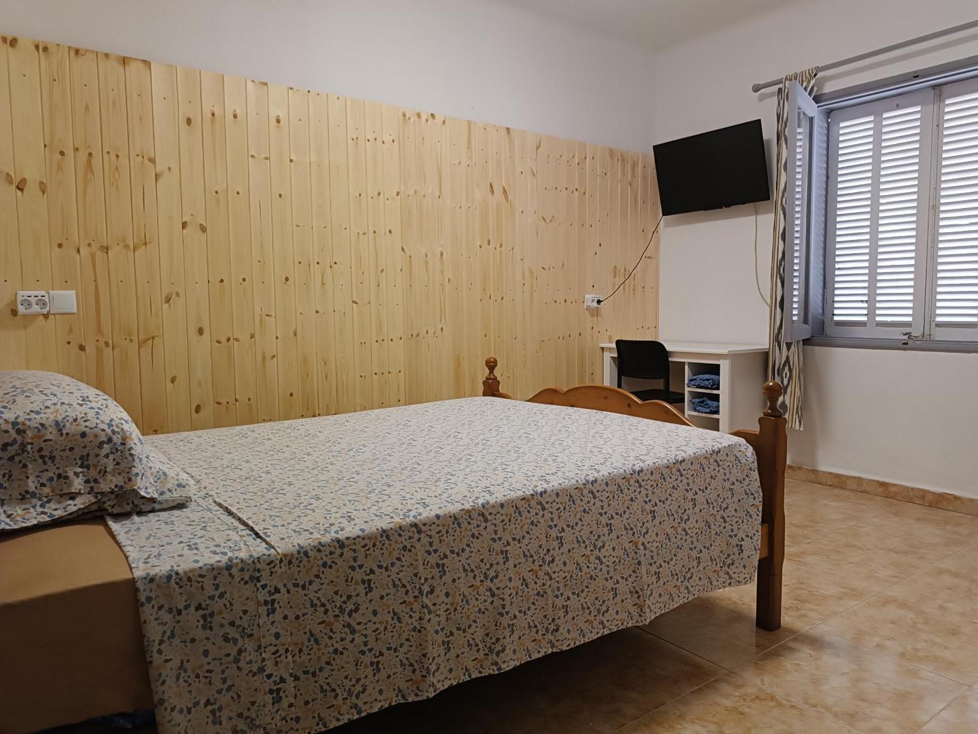 Hostal Belgica Palmanova Екстериор снимка