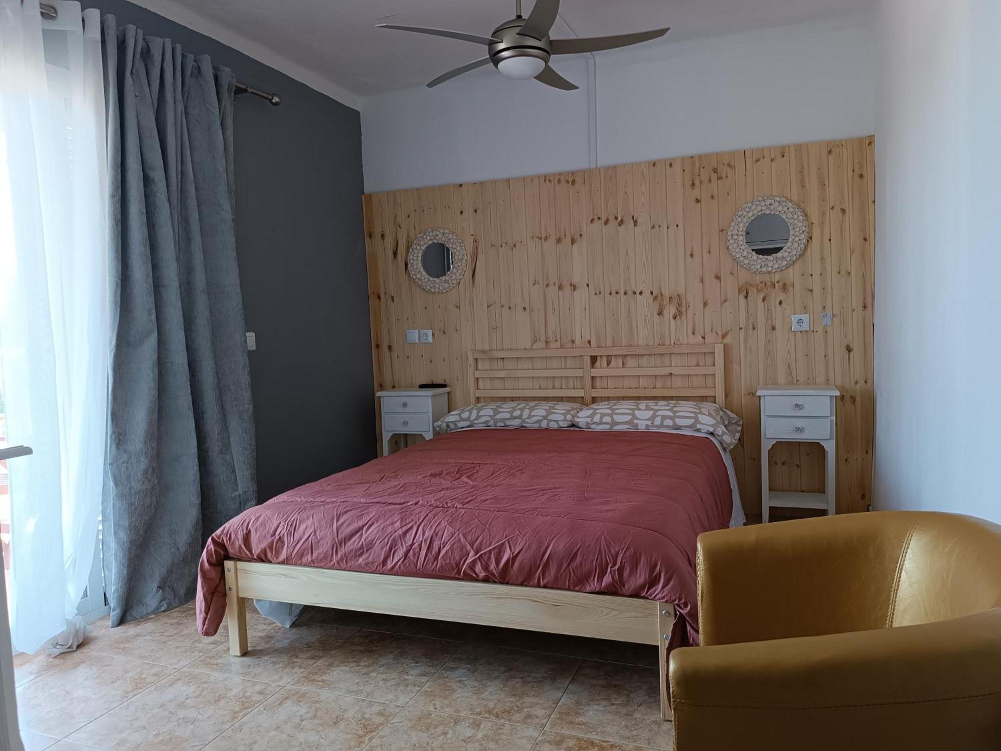 Hostal Belgica Palmanova Екстериор снимка